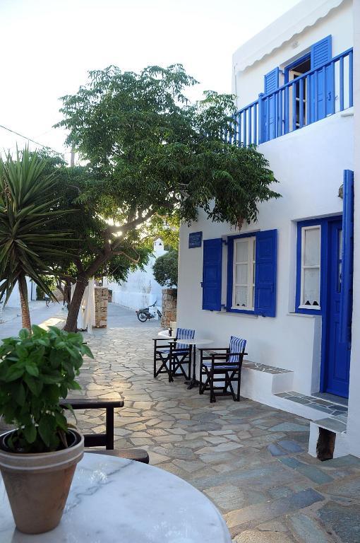 Evgenia Rooms And Apartments Folégandros المظهر الخارجي الصورة