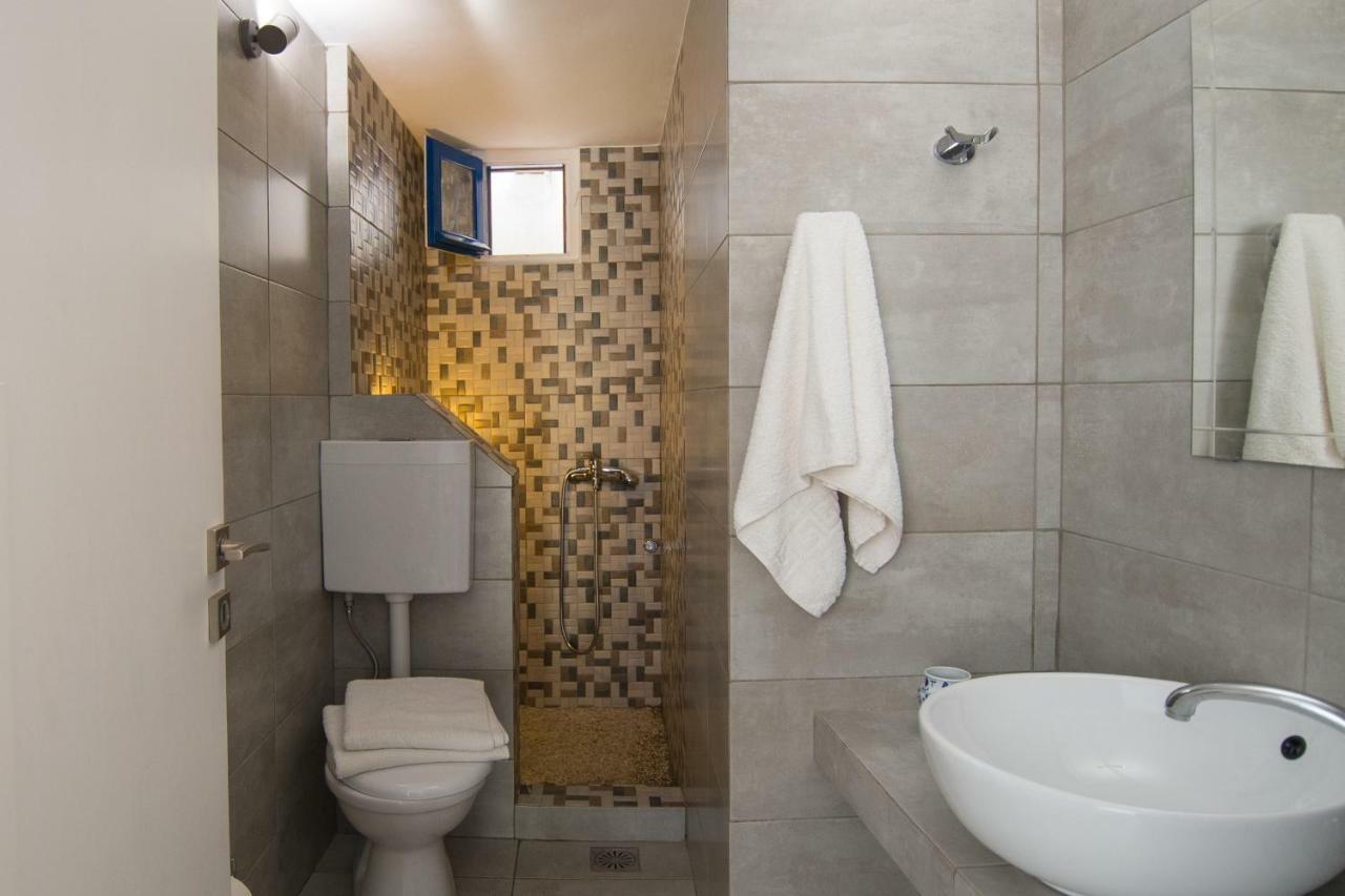 Evgenia Rooms And Apartments Folégandros المظهر الخارجي الصورة